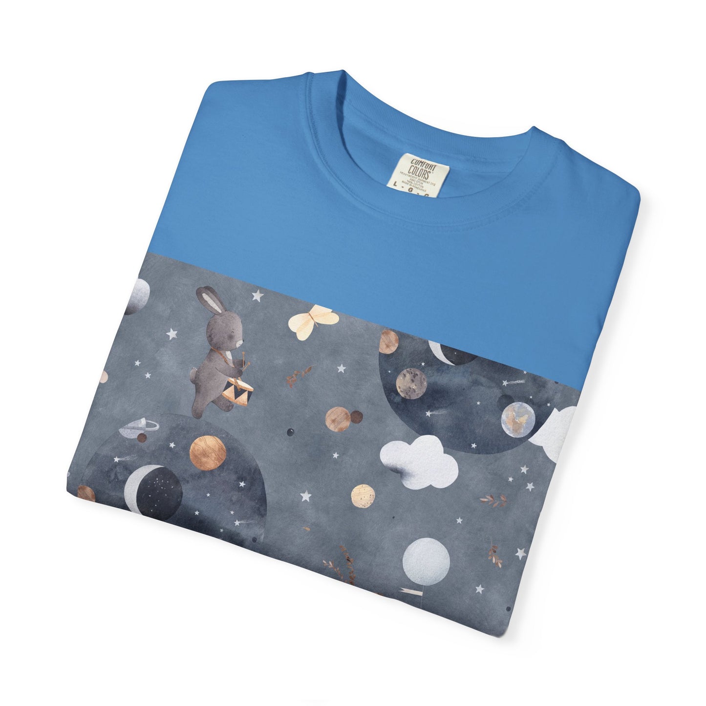 Whimsical Space-Themed T-Shirt, Unisex Graphic Tee, Comfortable Casual Wear, Unique Gift for Friends, Everyday Style, Be Unique Be Yourself