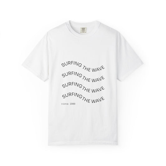 Surfing Wave & Be Unique Unisex T-Shirt, Trendy Summer Tee, Perfect Gift for Surfers, Beach Lovers, Casual Wear