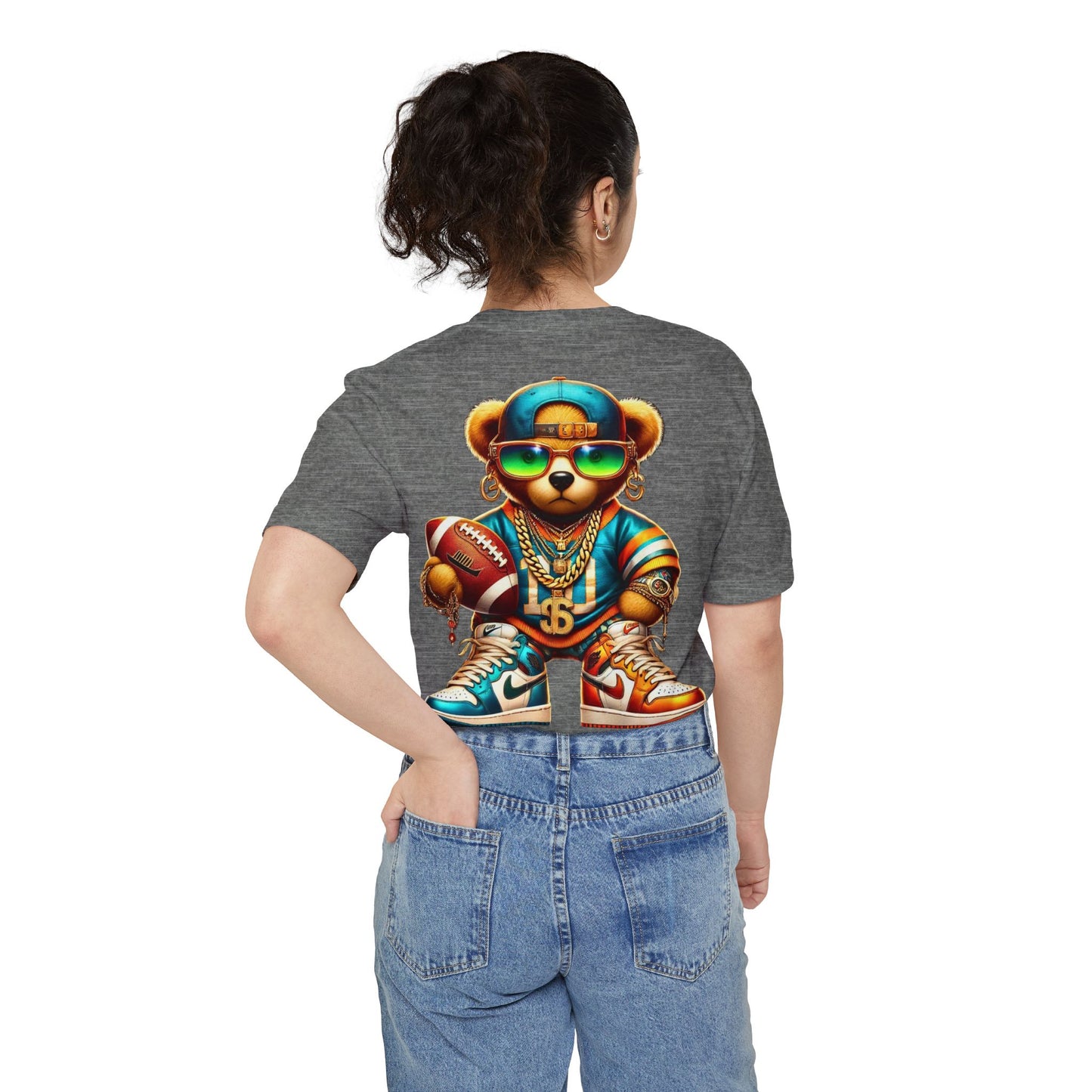Trendy Hip-Hop Bear Pocket T-Shirt | Unisex Streetwear Tee | Cool Graphic Tee for Sports Lovers | Gift for Teens & Athletes